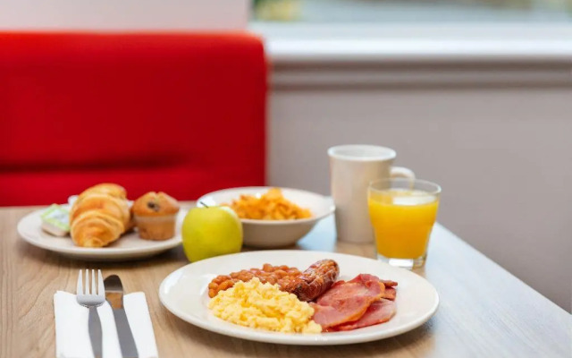 Holiday Inn Express Strathclyde Park M74 JCT 5 by IHG