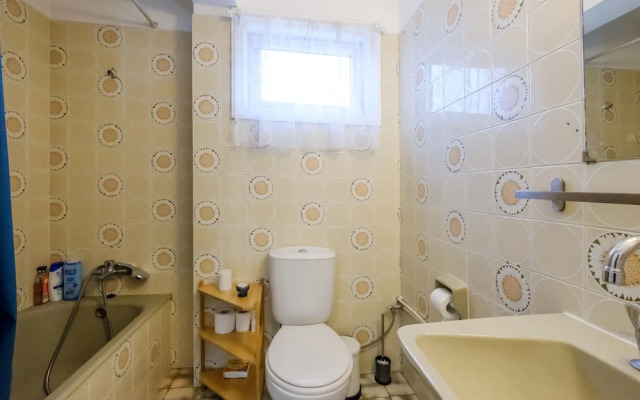 Townhouse In Ideal Location