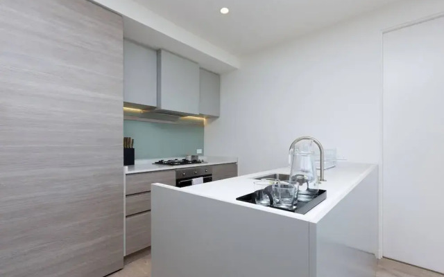 The Lively City 2bed 2 Bath APT @footscray