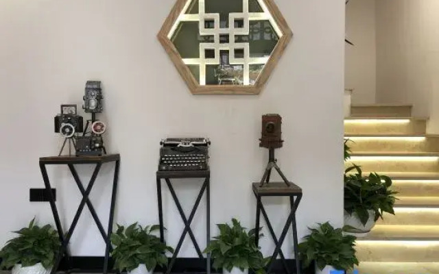 Yingxiu Huaying Guesthouse