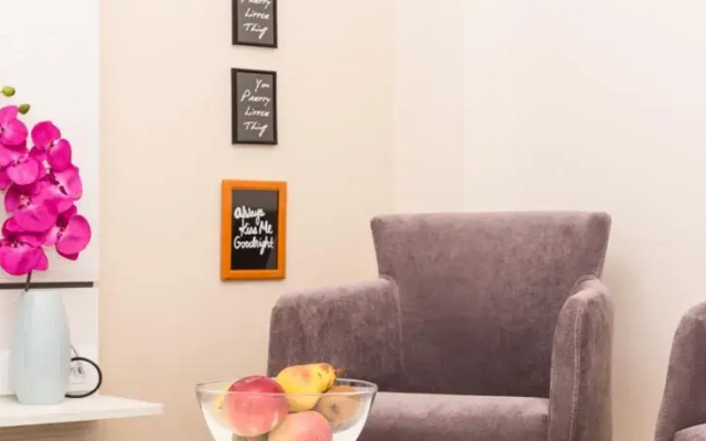 Apartment April