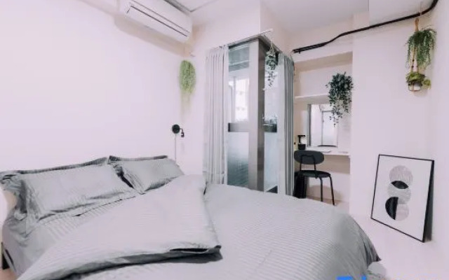 Minimalist Loft 5: Namba Compact Studio & 24/7 Gym