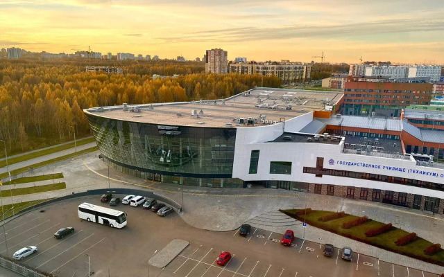 BestHome (BestHome) on Akademika Kolmogorova Street 26
