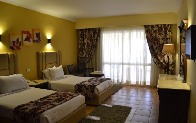 The Club Hotel & Resort