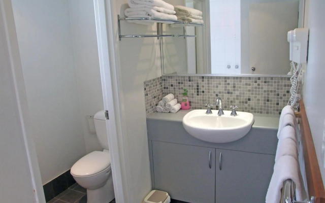 Adamsons Riverside Accommodation