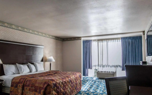 Motel 6 Oceanside, CA Marina / Camp Pendleton