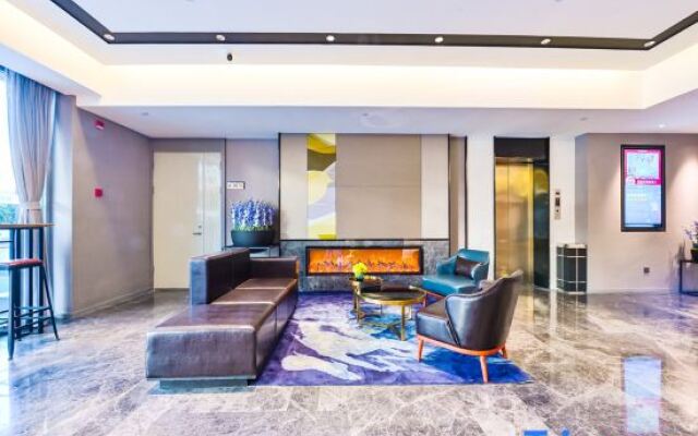 Motai Zhongnan Road Wushang Dream Era Store