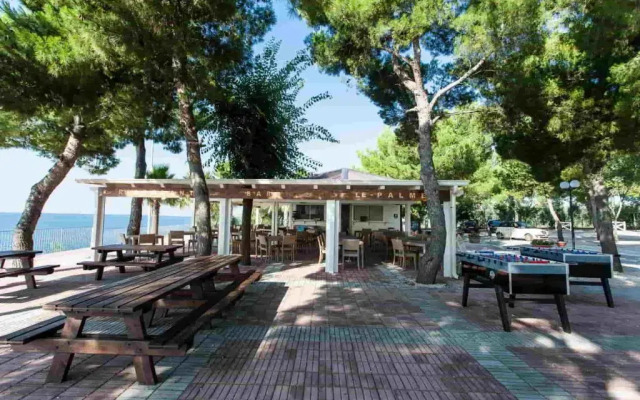 Villaggio Turistico Baia Del Monaco