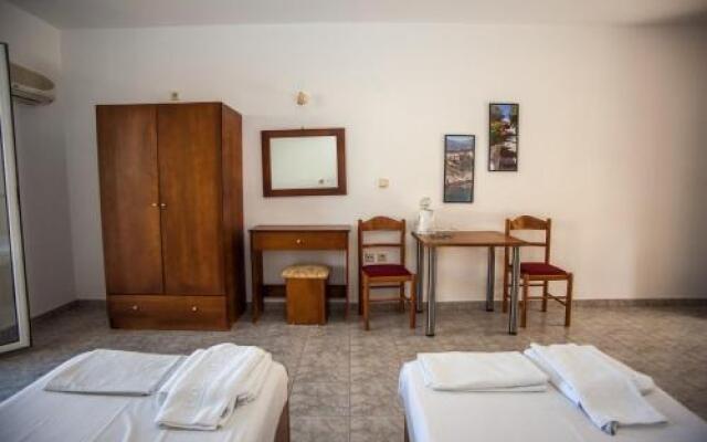 Vlachata Hill Apartments