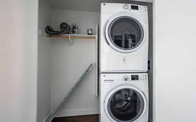 WanderJaunt - North Park Apartments