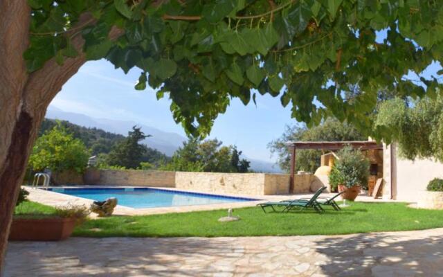 Filippou Villa - Living In Nature