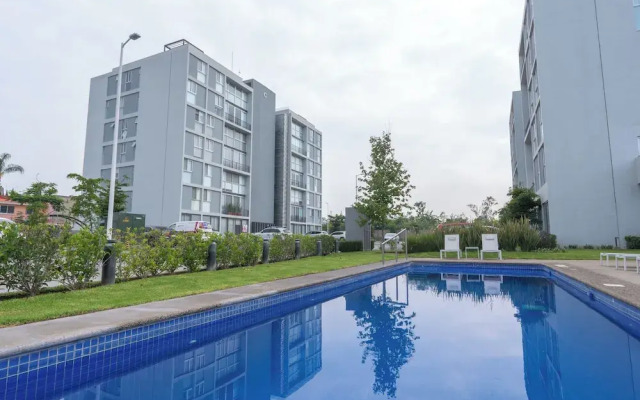 Modern Apartment with Terrace and Pool