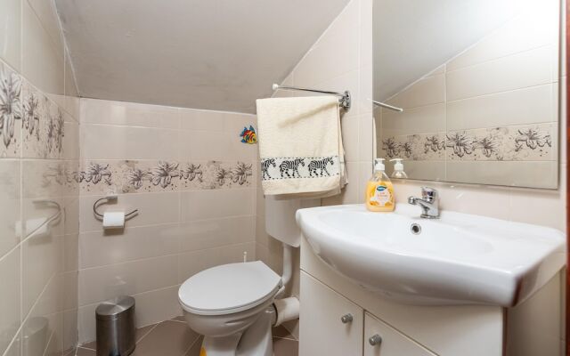 Holiday House Marina