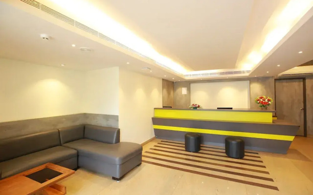 i145 Hotel