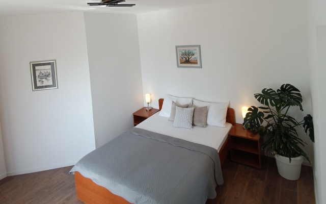 Apartments Josip II