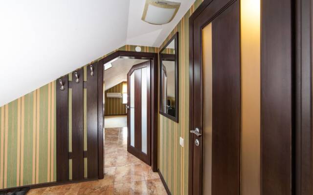 Home Comfort Hotel