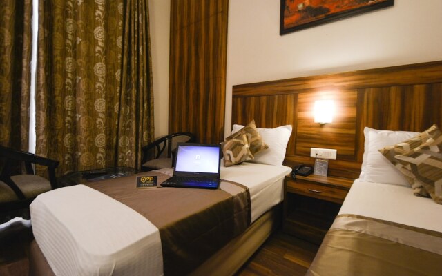 Oyo Premium Cantt Railway Station