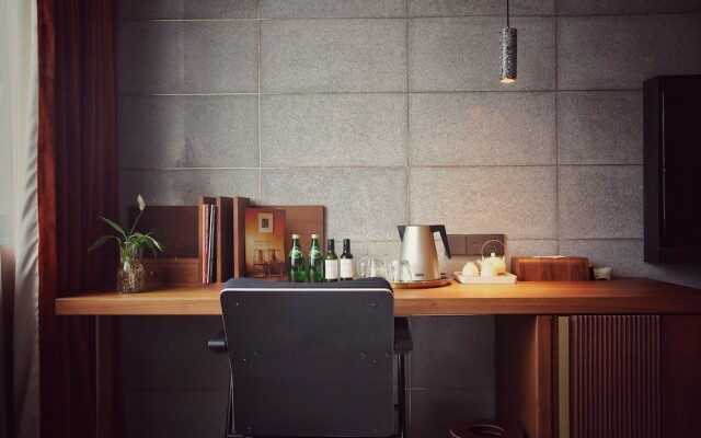 ZuoYouKe Theme Hotel