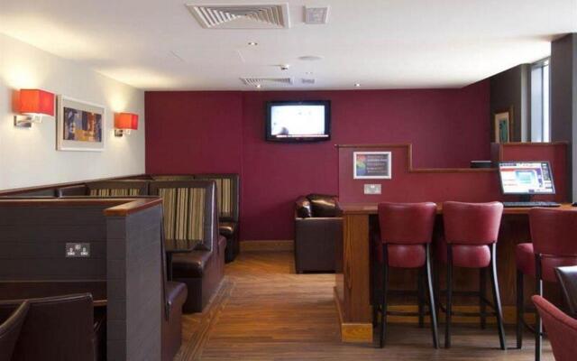 Premier Inn London Heathrow Airport Terminal 5 Hotel