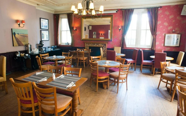 Station Hotel