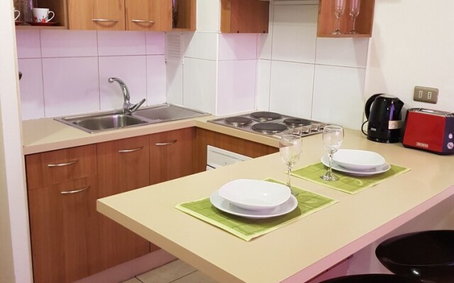 Departamento Familiar Metro Santa Isabel