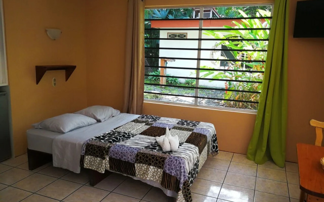 Costa Azul Lodge
