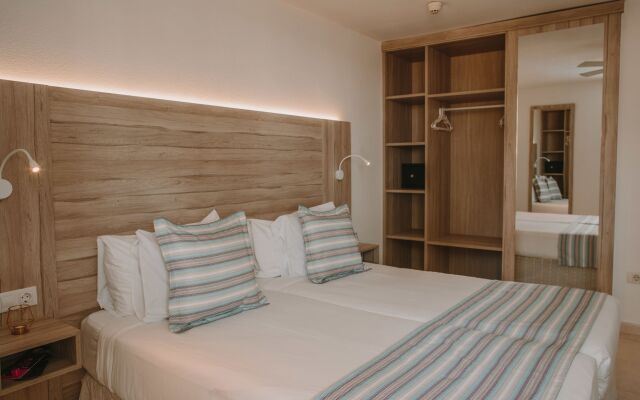 Aparthotel Playa del Sol - Adults Only