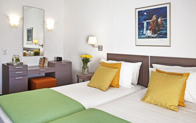 Hotel Perrakis