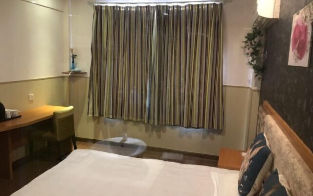 Nanchang 520 Youth Hotel (Mailu Campus Center store of University of Finance and Economics)