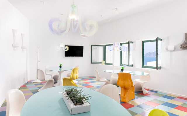 Avant Garde Suites
