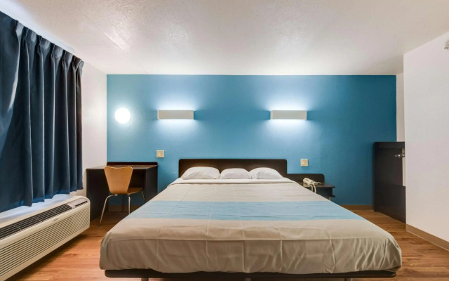 Motel 6 Kingston TN