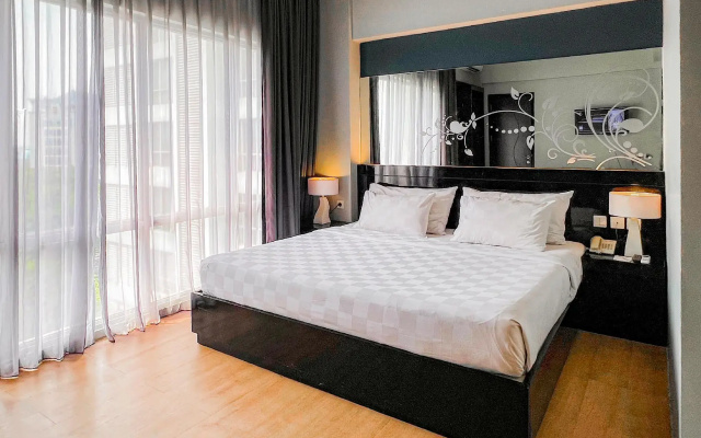 Grand Darmo Suite by AMITHYA