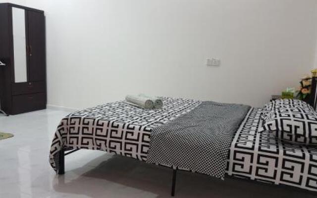 Mama Iman Guestroom