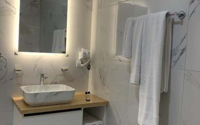 Belux Hotel