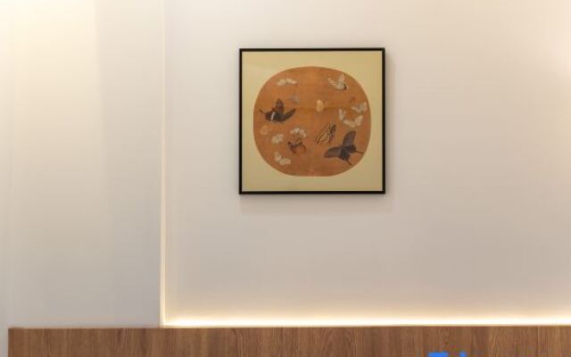 Shanghai Yidu High rise Homestay (Tianzifang Branch)