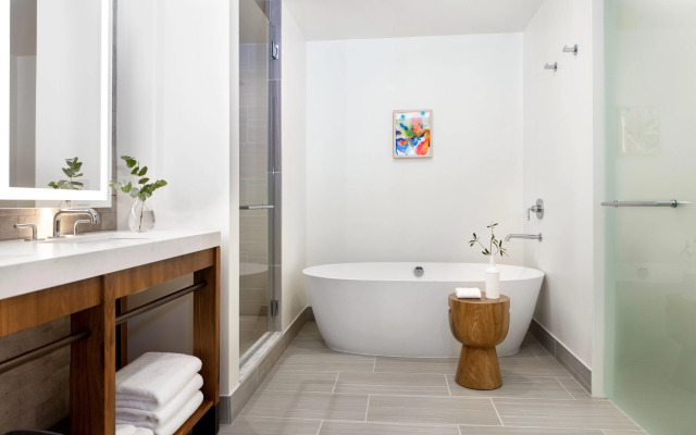 Limelight Hotel Denver