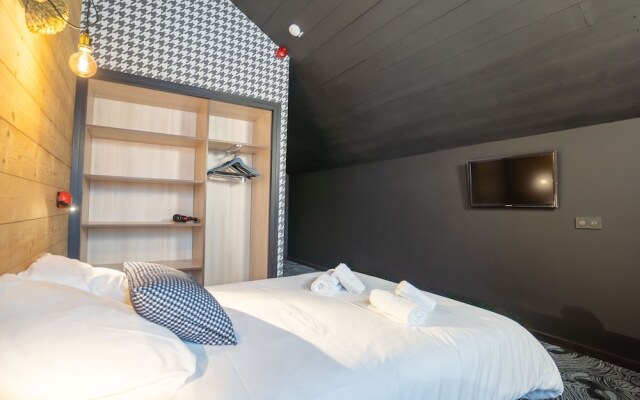 Cristal Lodge by Daddy Pool - TerresenS