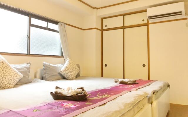 Near Namba Homey Room