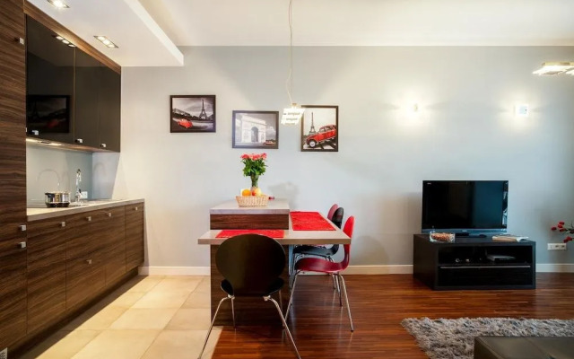 Platinum Towers E-Apartments