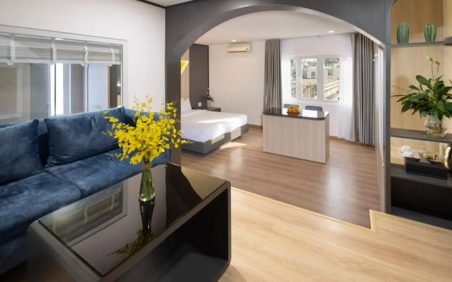 Viet Lotus Saigon Hotel
