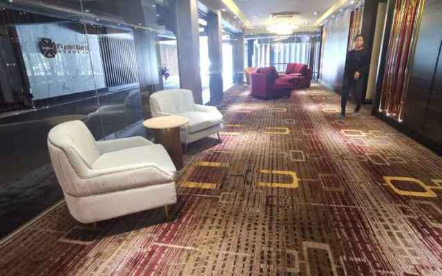 Crystal Hotel Bangkok