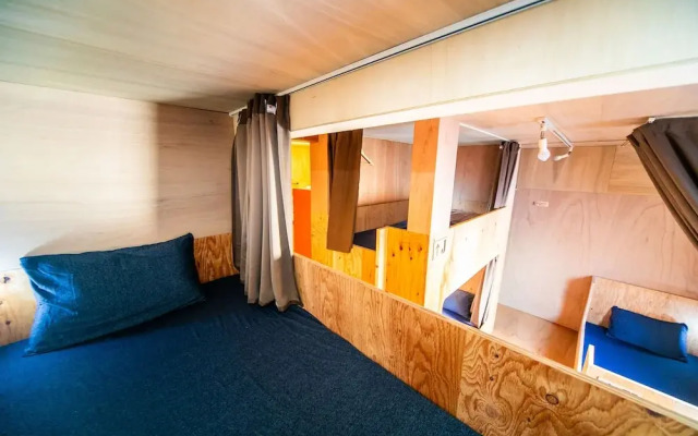Momodaniagito - Hostel