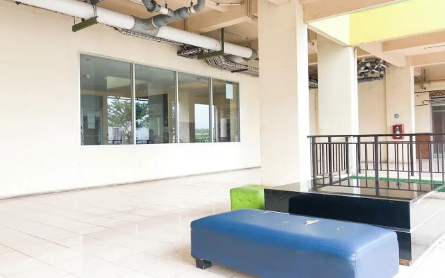 OYO 94209 The Metro Suites Apartment By One Property