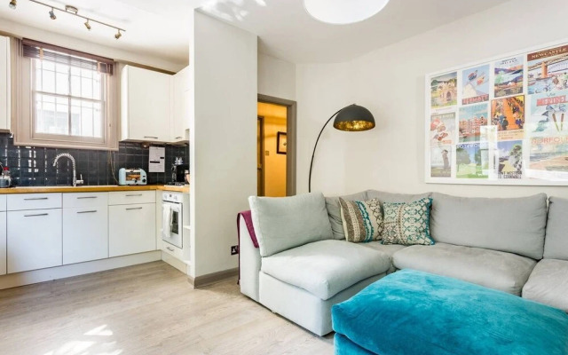 Delightful 2 bed Garden Flat in Shepherd's Bush