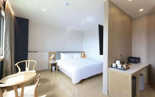 Hound Hotel Changwon Terminal