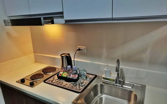 CitySkyline View 53F-Air Residences
