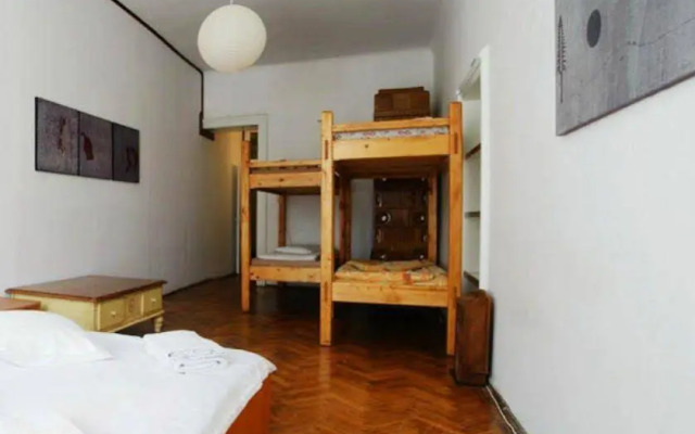 City Stay Hostel