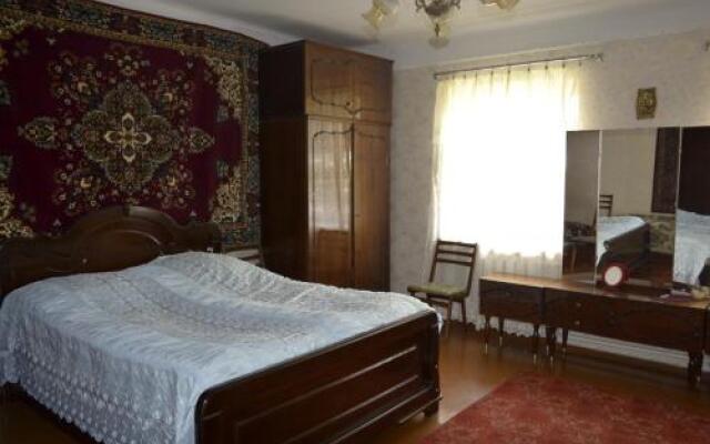 Manoni's Guest House