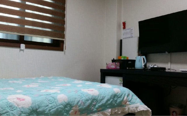 Booyoung Motel
