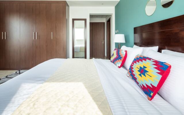 Outstanding 2BR in Serene JVT Neighborhood!